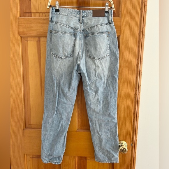 Madewell The Petite Curvy Perfect Vintage Jean in Fitzgerald Wash - Picture 5 of 6